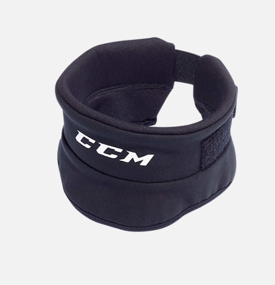 CCM 900 NECK GUARD